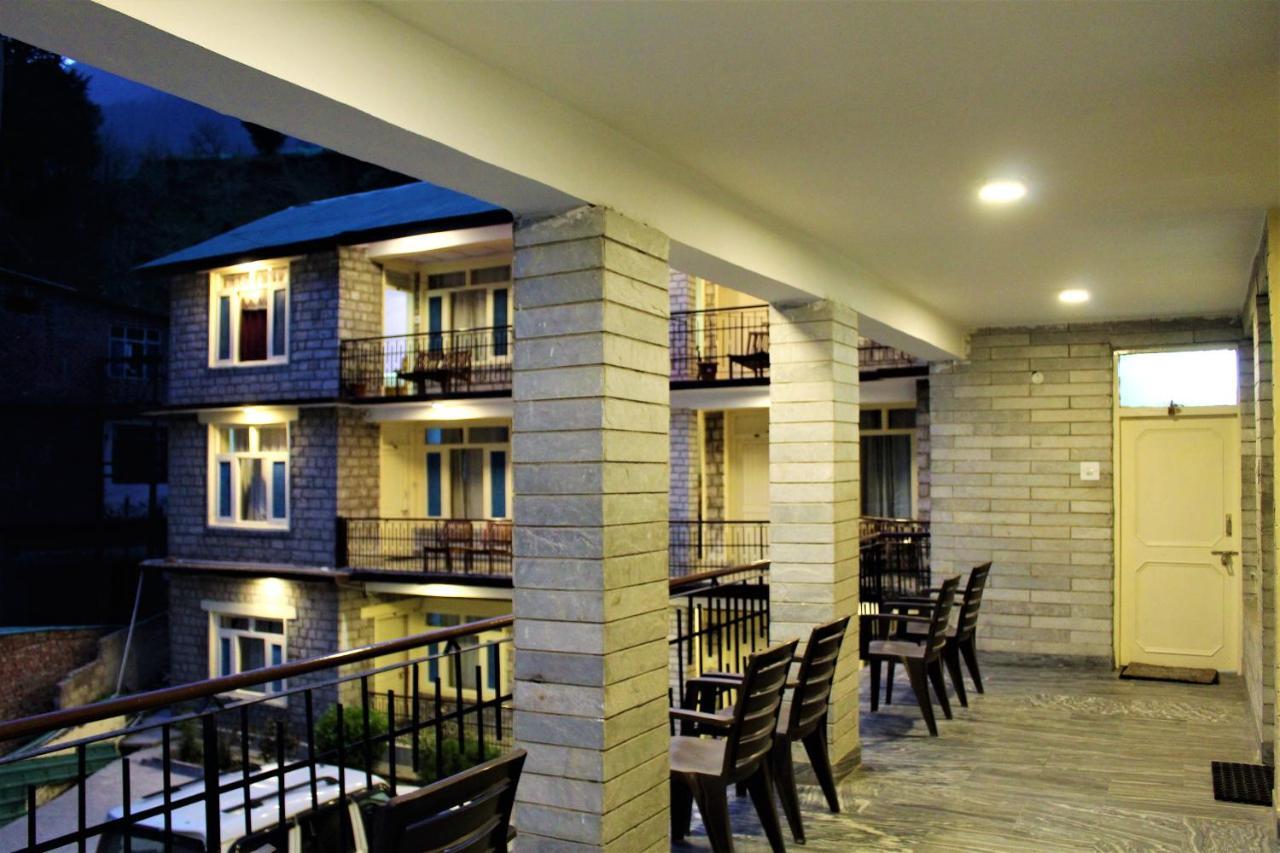 Hotel New Royal 마날리 외부 사진